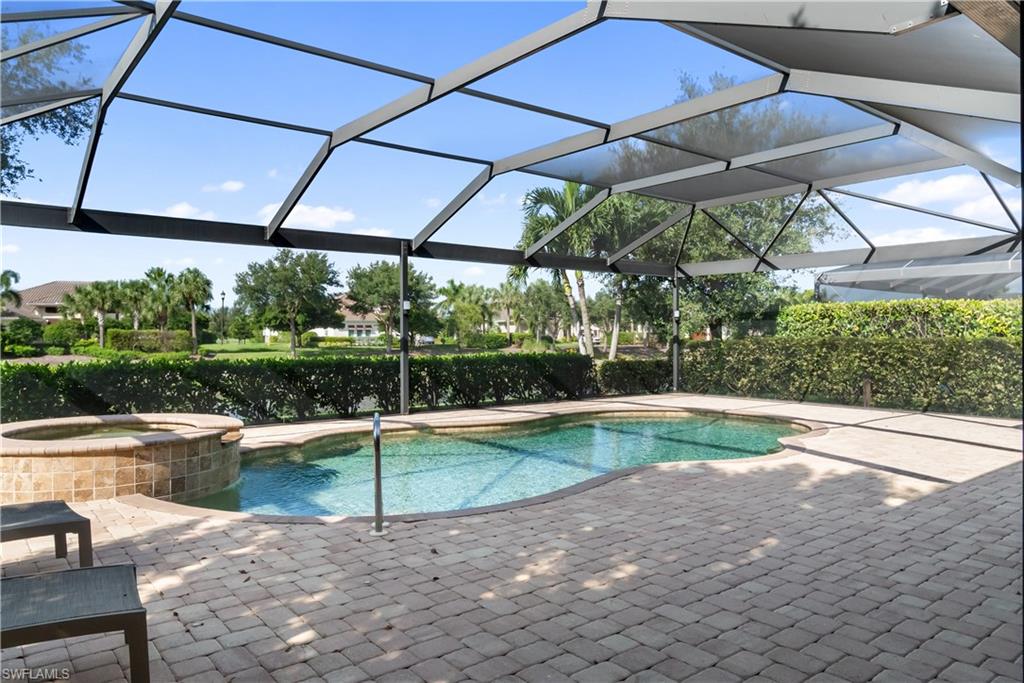 ESPLANADE - Residential Lease