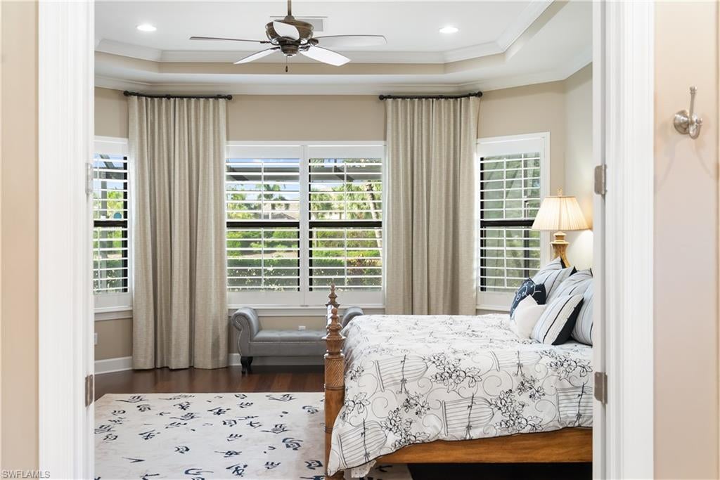 ESPLANADE - Residential Lease