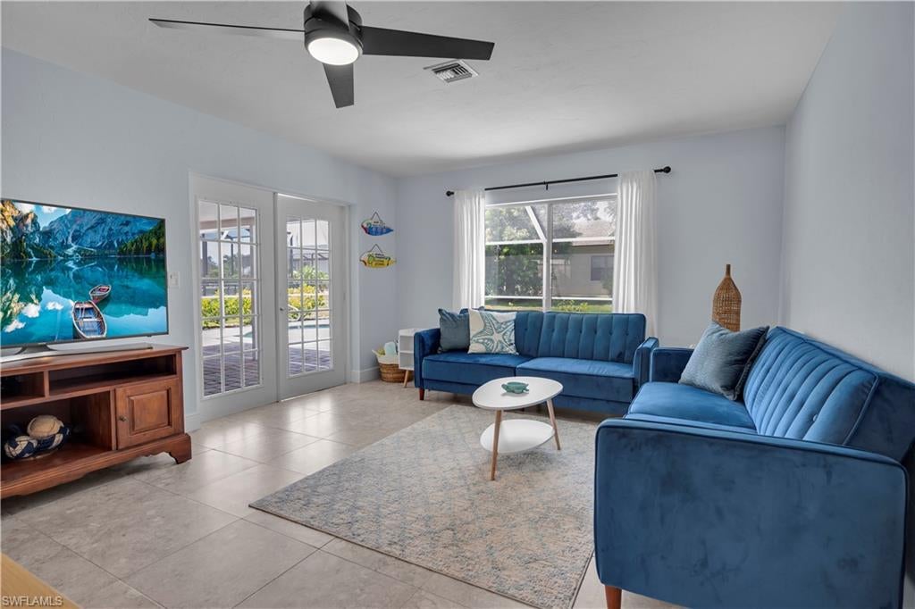 CAPE CORAL - Residential Lease