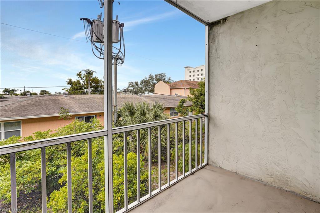 CAPEWAY CONDO - Residential