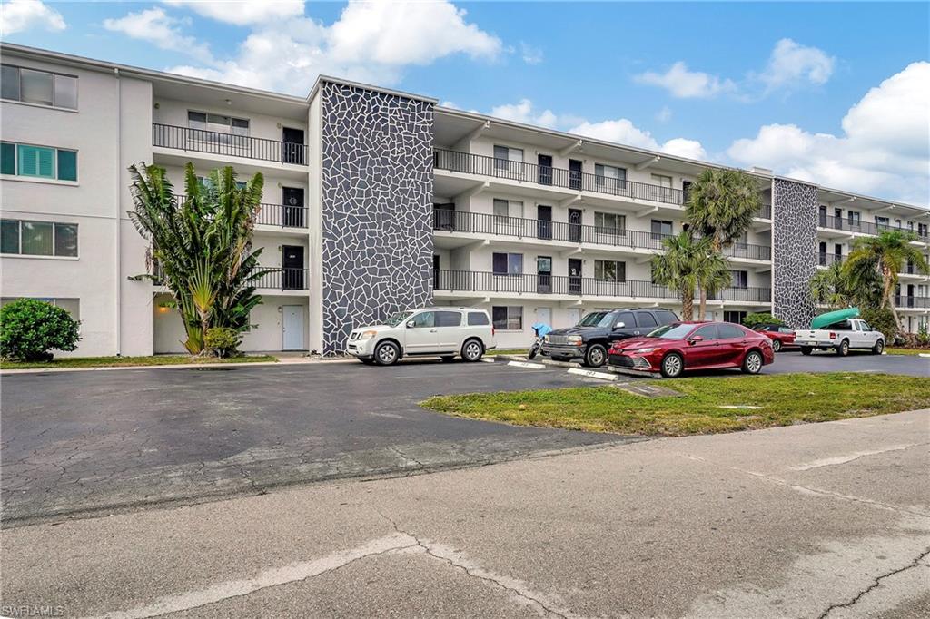 CAPEWAY CONDO - Residential