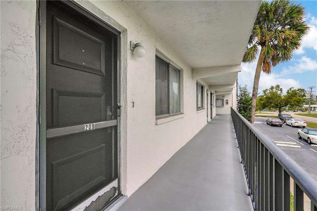 CAPEWAY CONDO - Residential