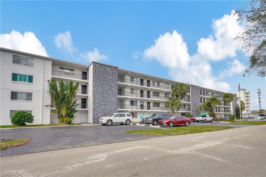 CAPEWAY CONDO - Residential