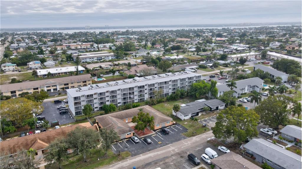 CAPEWAY CONDO - Residential