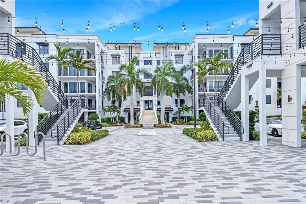 ELEVEN ELEVEN CENTRAL - Residential Lease