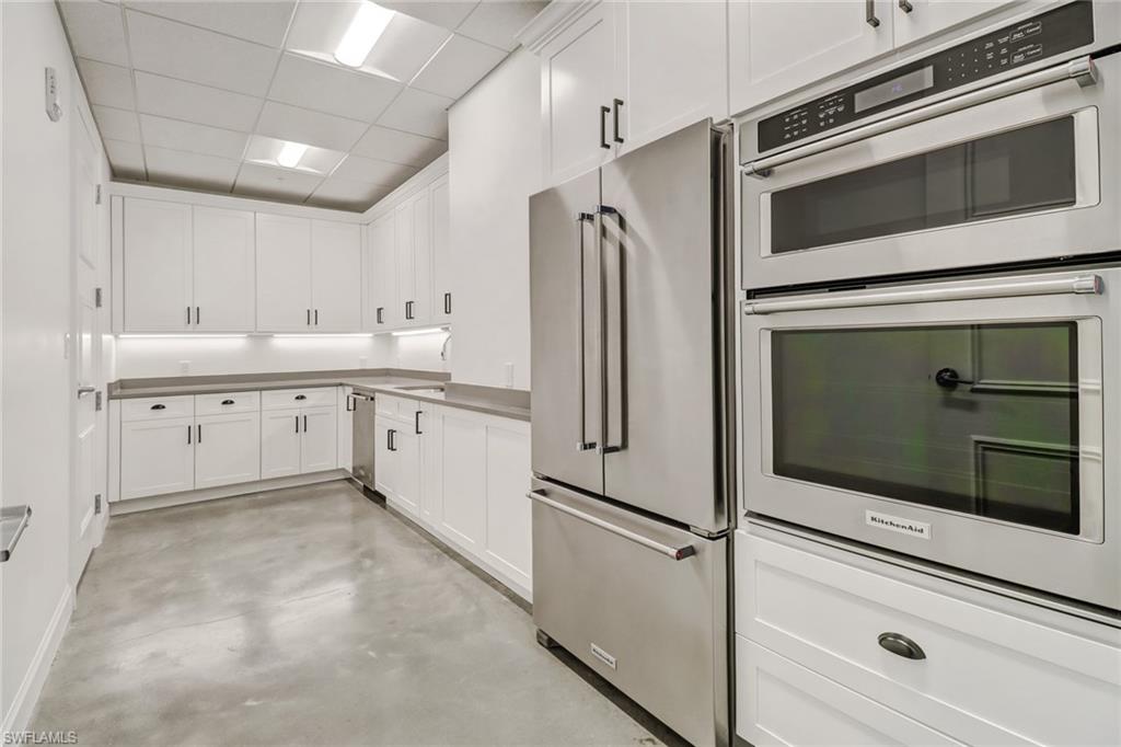 ELEVEN ELEVEN CENTRAL - Residential Lease