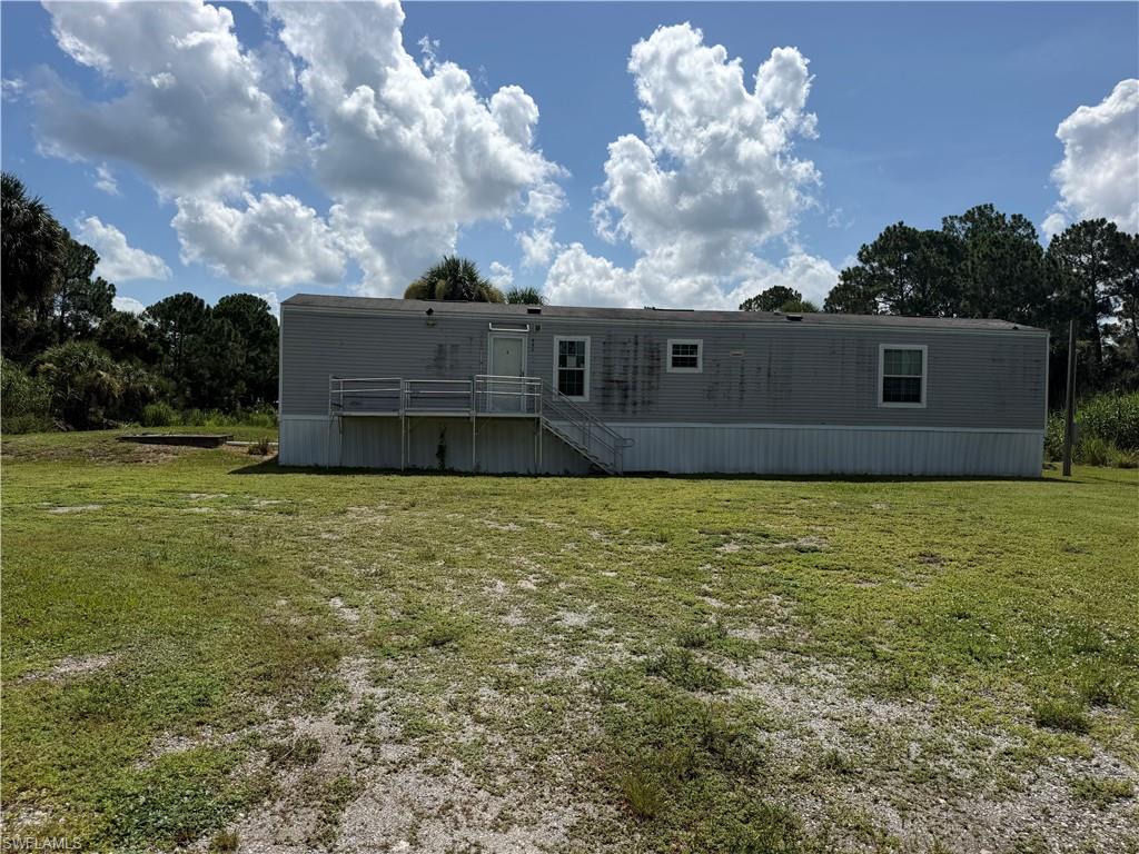 Enjoy true privacy on this 1.25-acre lot in Montura Ranches. This nearly new 2021 manufactured home offers 2 bedrooms, 2 baths, and a peaceful country setting just minutes from Lake Okeechobee. Quiet, spacious, and secluded—perfect for anyone wanting room to breathe