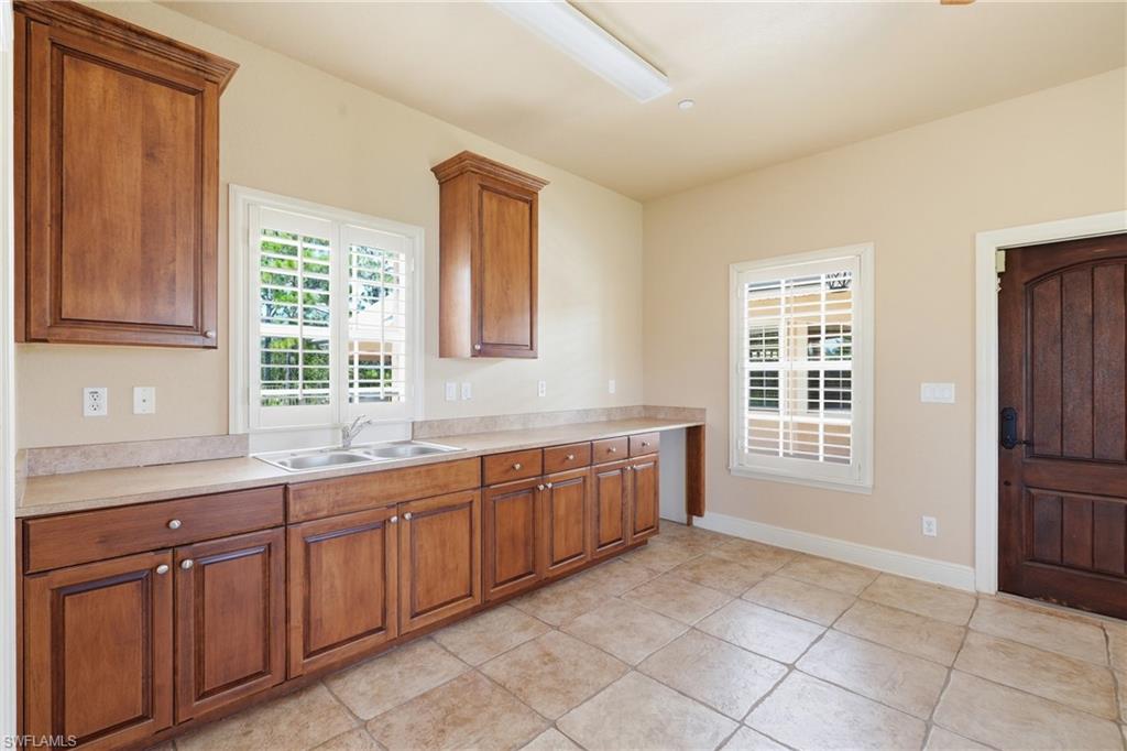 RIVERWIND COVE - Residential