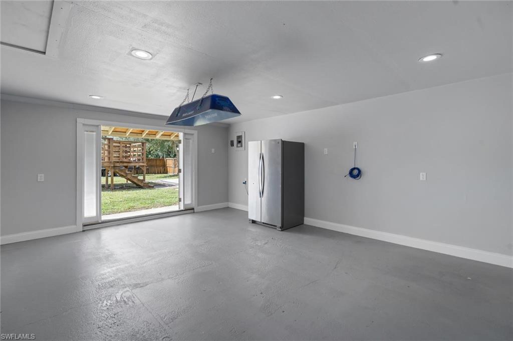 LABELLE BELMONT WOODS - Residential