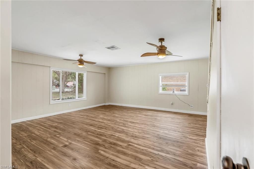LABELLE BELMONT WOODS - Residential