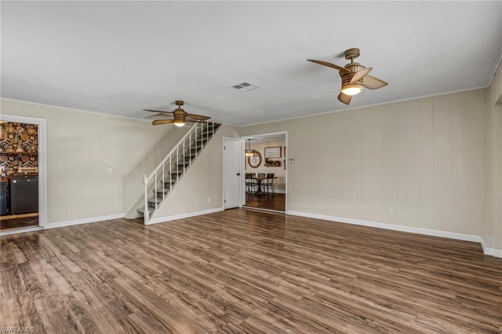 LABELLE BELMONT WOODS - Residential