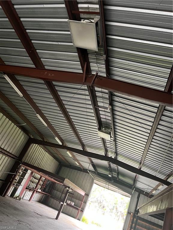 HAPPY BULL FARMS - Residential