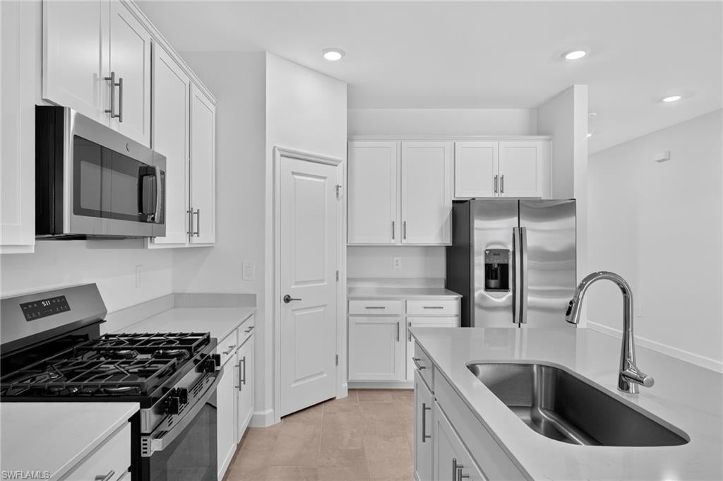 TUCKERS COVE - Residential