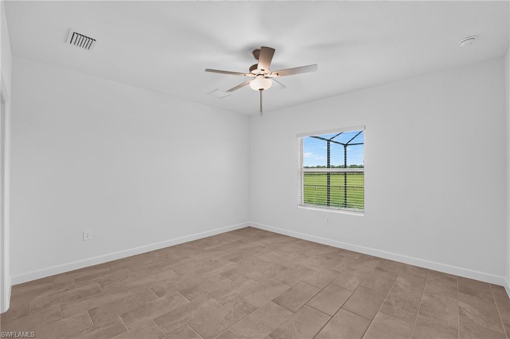TUCKERS COVE - Residential
