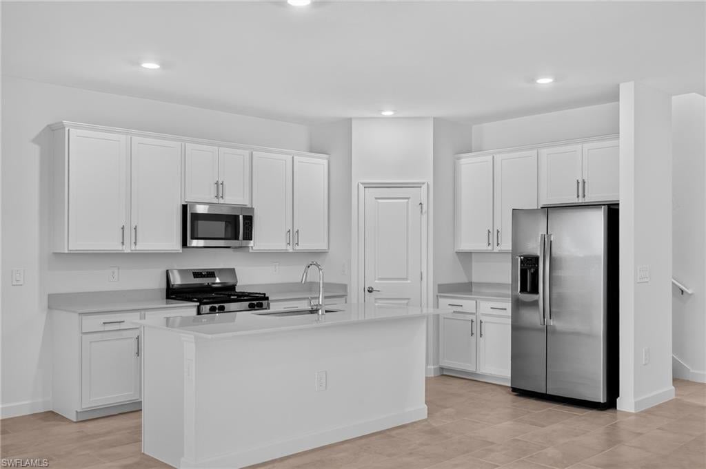 TUCKERS COVE - Residential