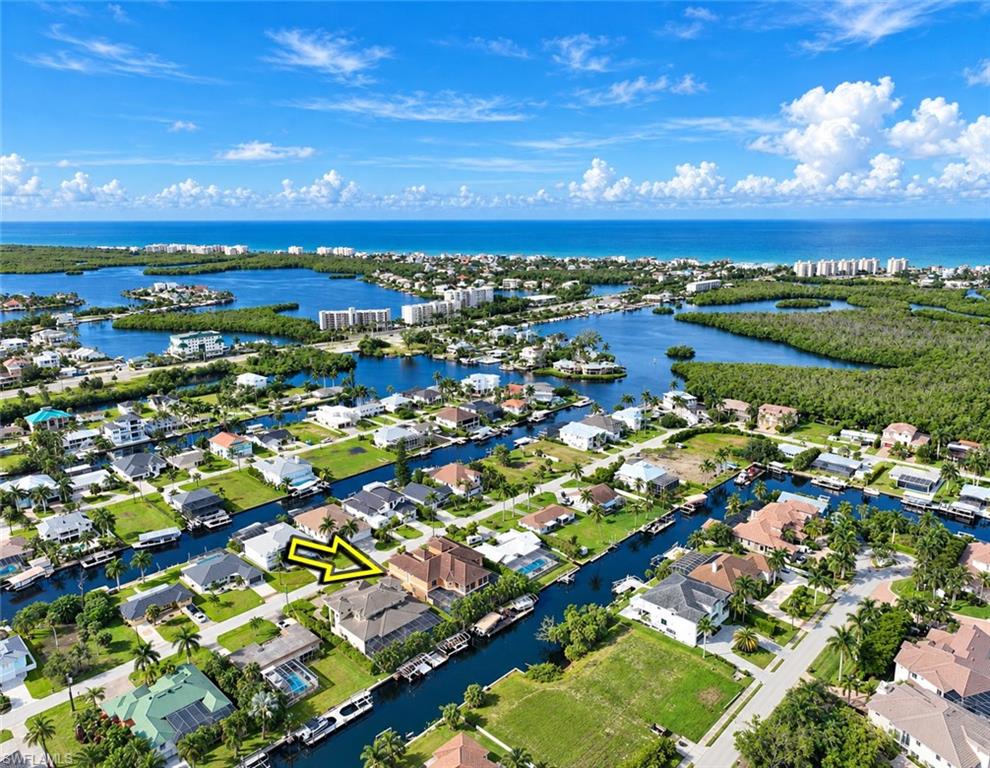 IMPERIAL SHORES - Residential