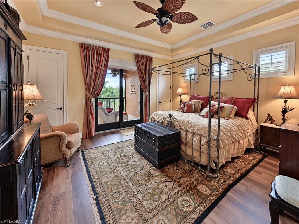 IMPERIAL SHORES - Residential