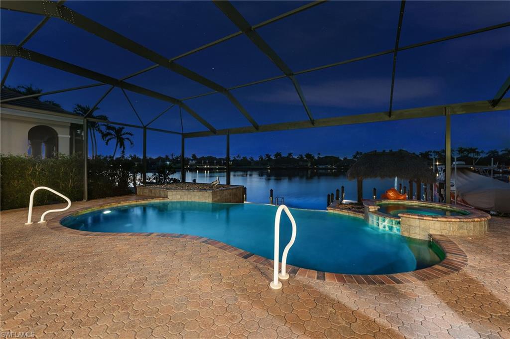 CAPE HARBOUR - Residential