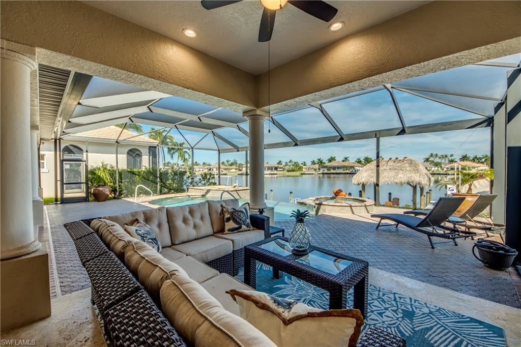CAPE HARBOUR - Residential