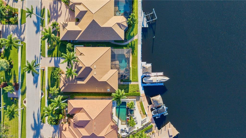 CAPE HARBOUR - Residential