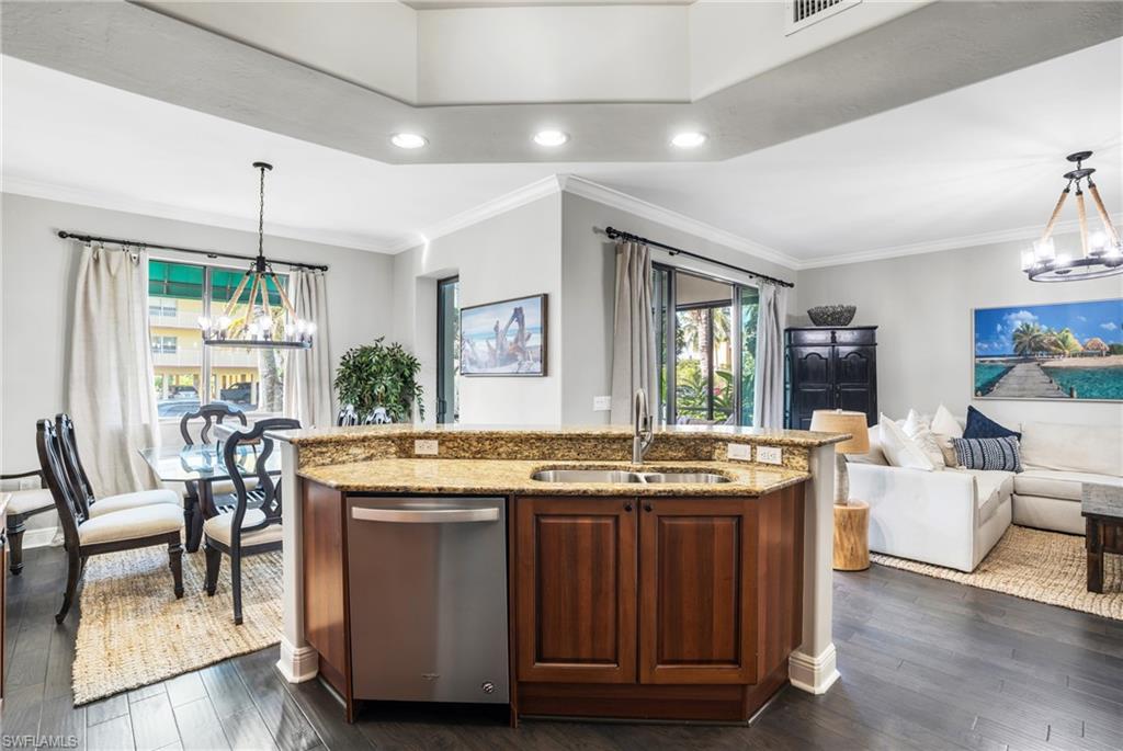 NAPLES BAY RESORT - Residential