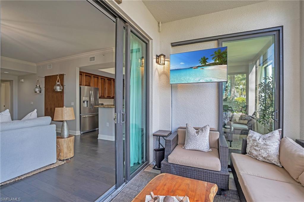 NAPLES BAY RESORT - Residential
