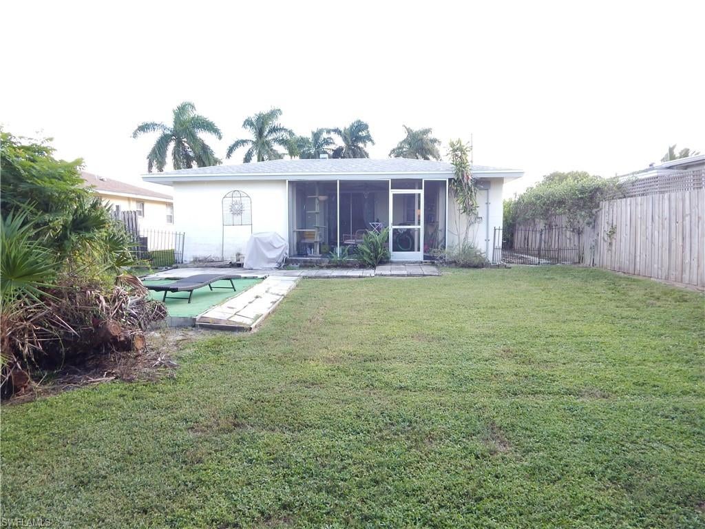 NAPLES PARK - Residential