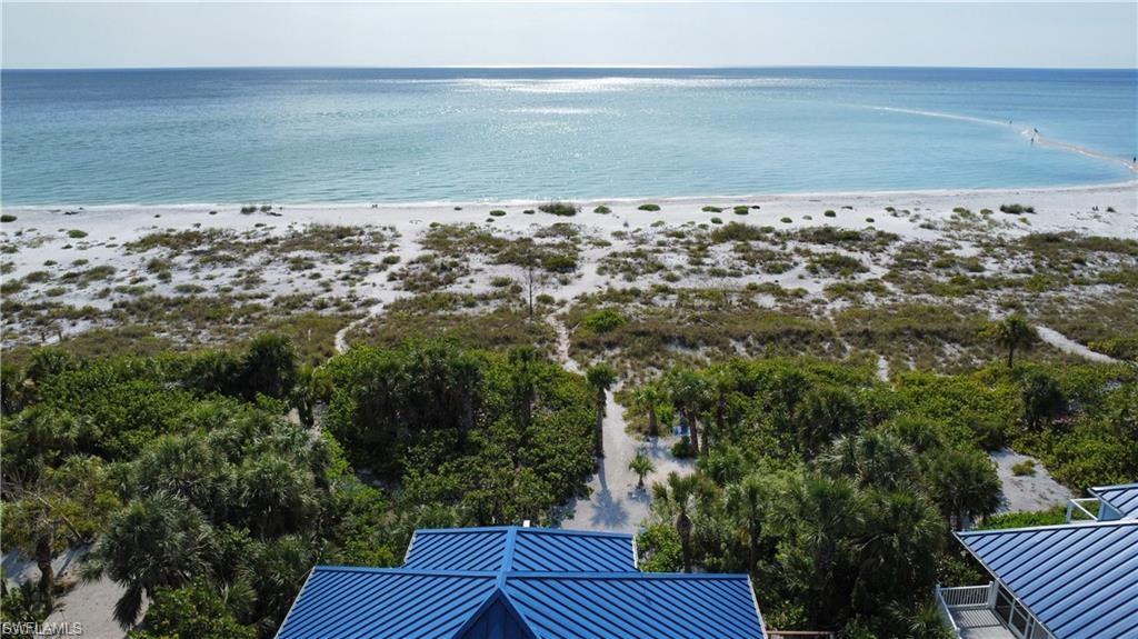 BEACH VILLAS OF UPPER CAPTIVA CONDOMINIUM - Residential