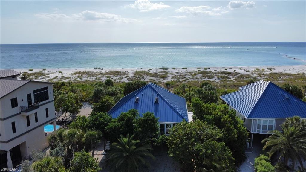 BEACH VILLAS OF UPPER CAPTIVA CONDOMINIUM - Residential