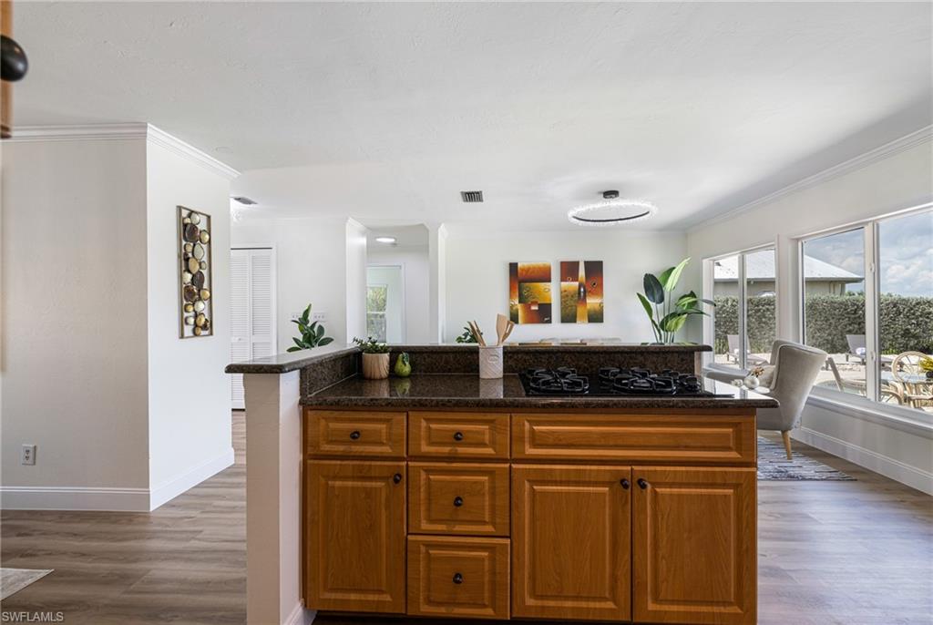 RIVER OAKS - Residential