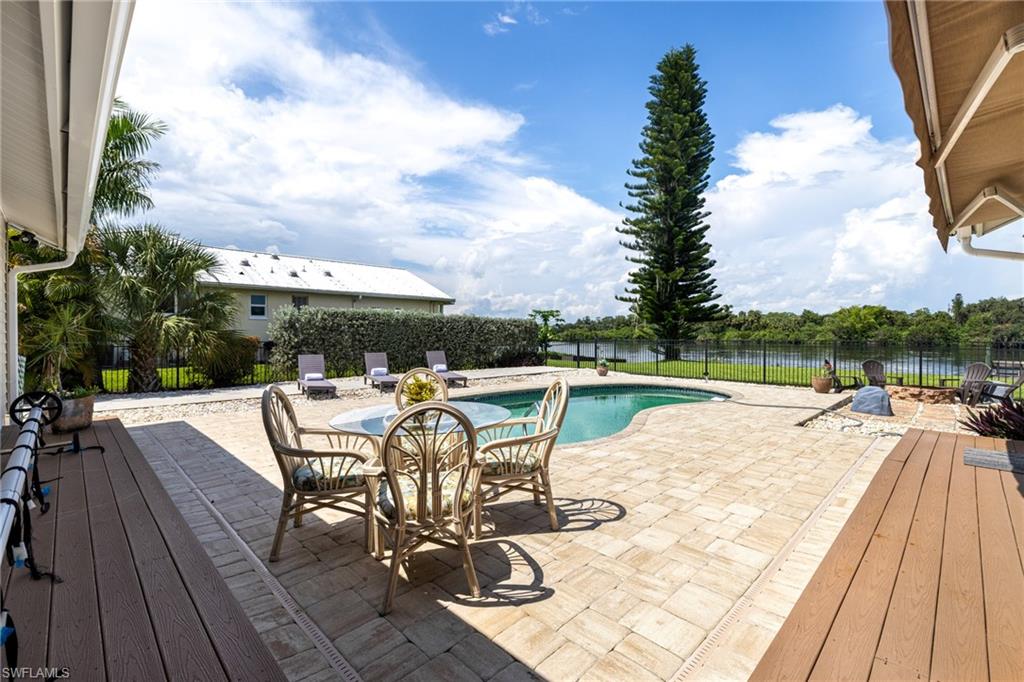 RIVER OAKS - Residential