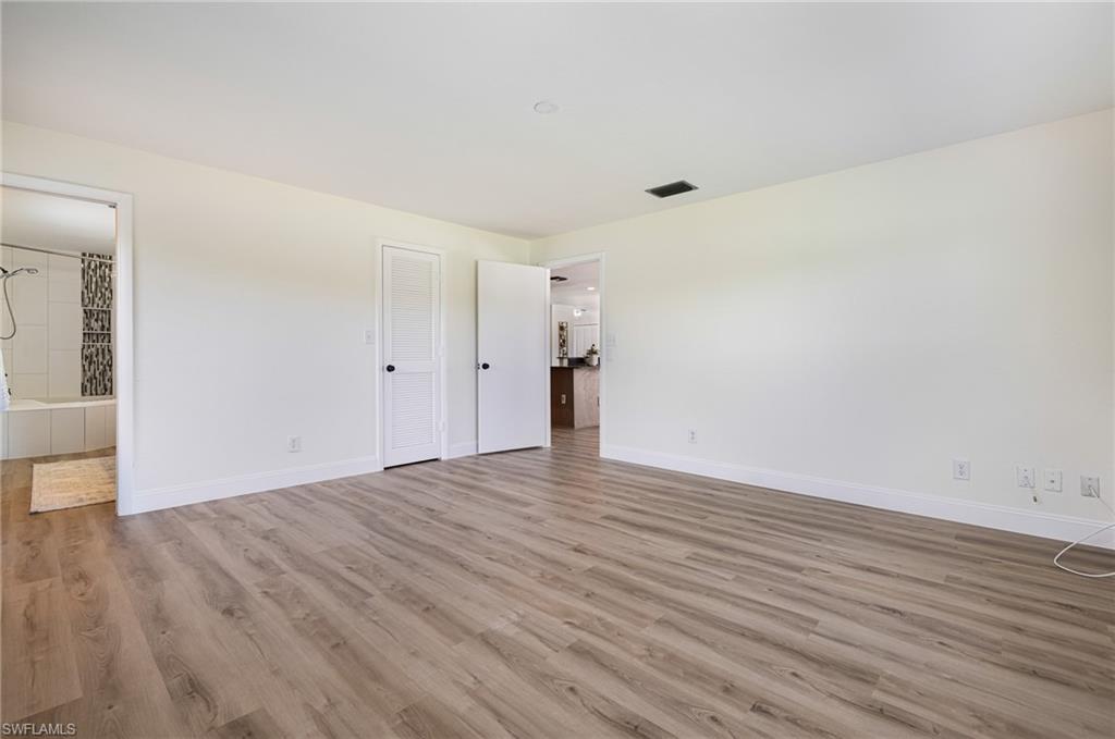 RIVER OAKS - Residential