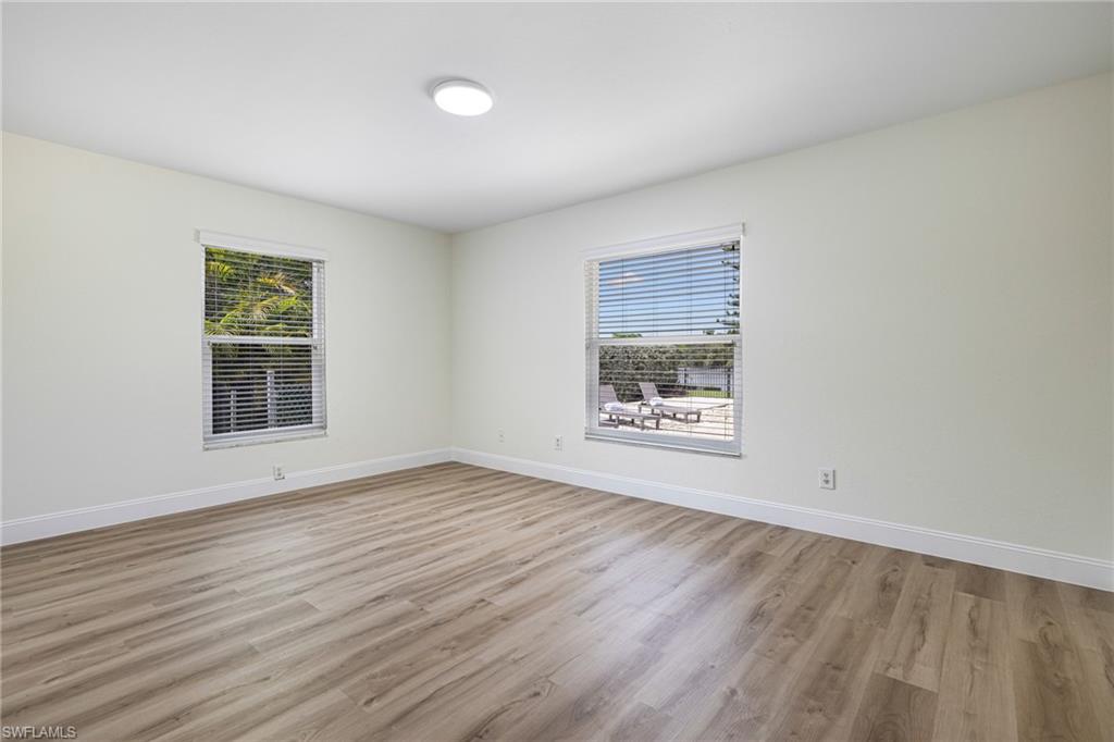 RIVER OAKS - Residential
