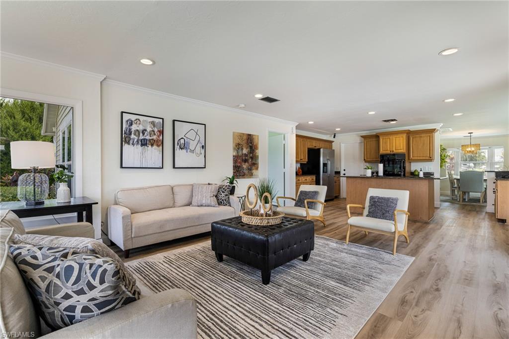 RIVER OAKS - Residential