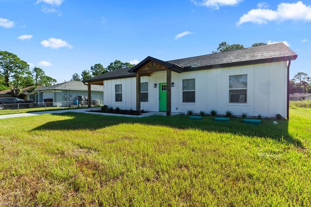 LEHIGH ACRES - Residential