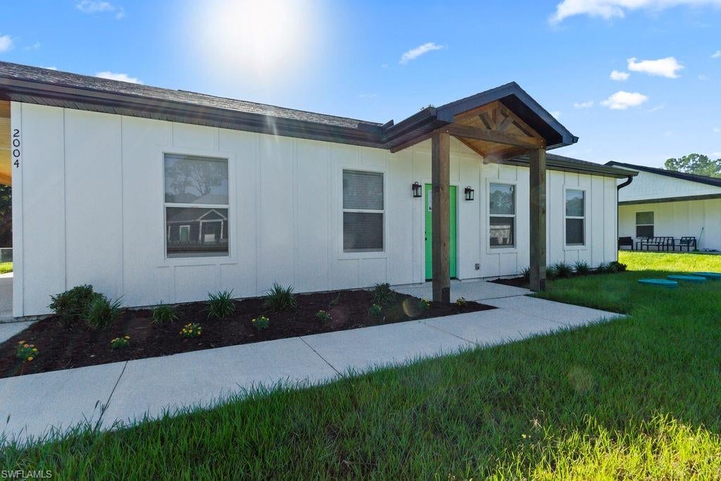 LEHIGH ACRES - Residential