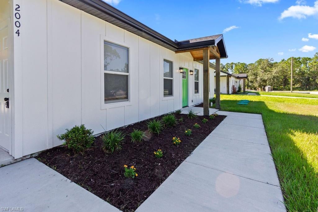 LEHIGH ACRES - Residential