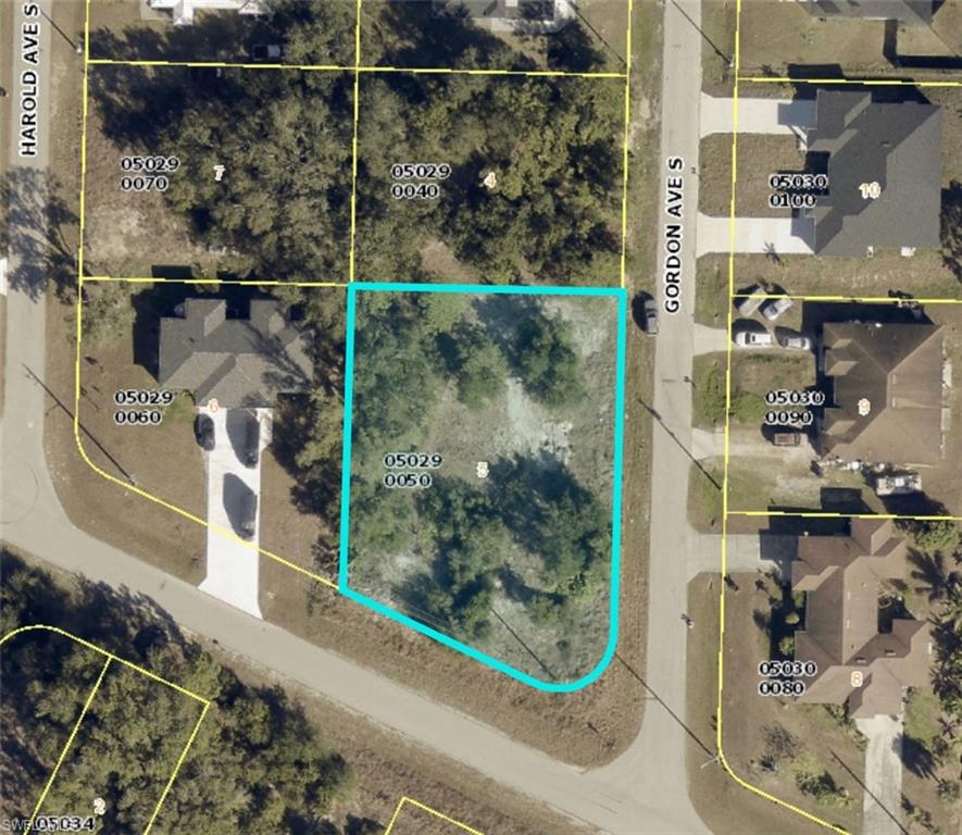 LEHIGH ACRES - Land