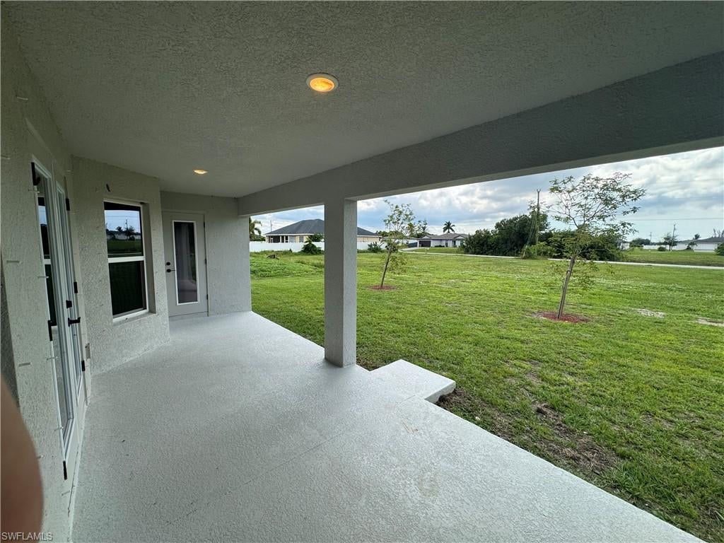 CAPE CORAL - Residential