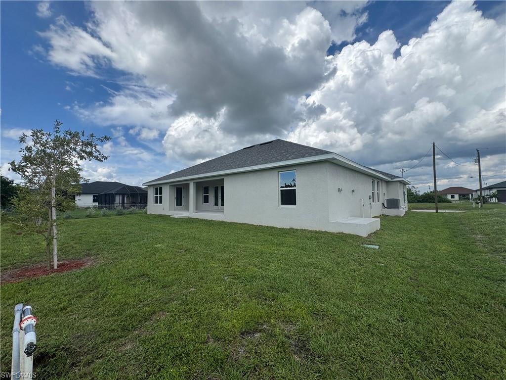 CAPE CORAL - Residential