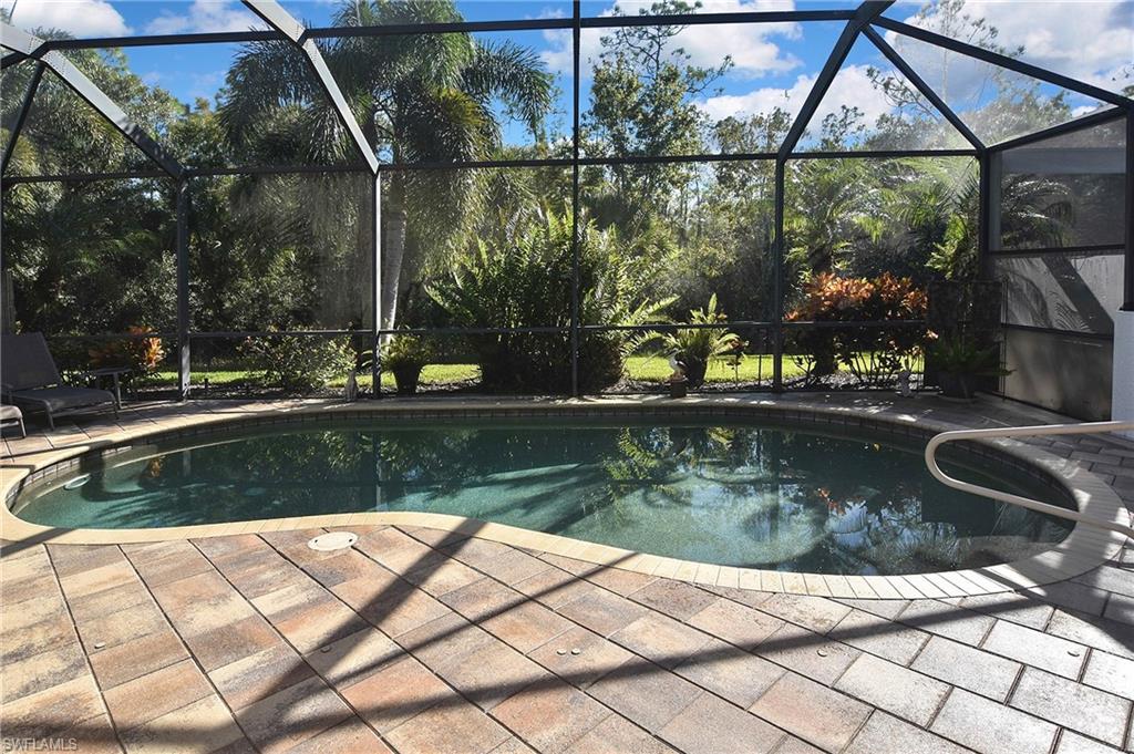 PINEVIEW - Residential