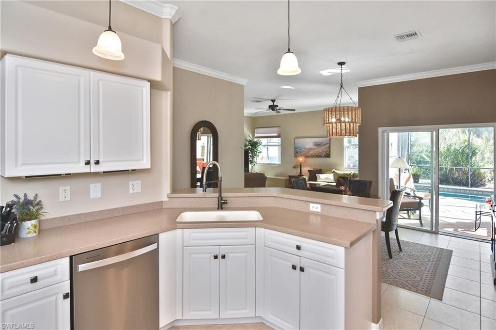 PINEVIEW - Residential