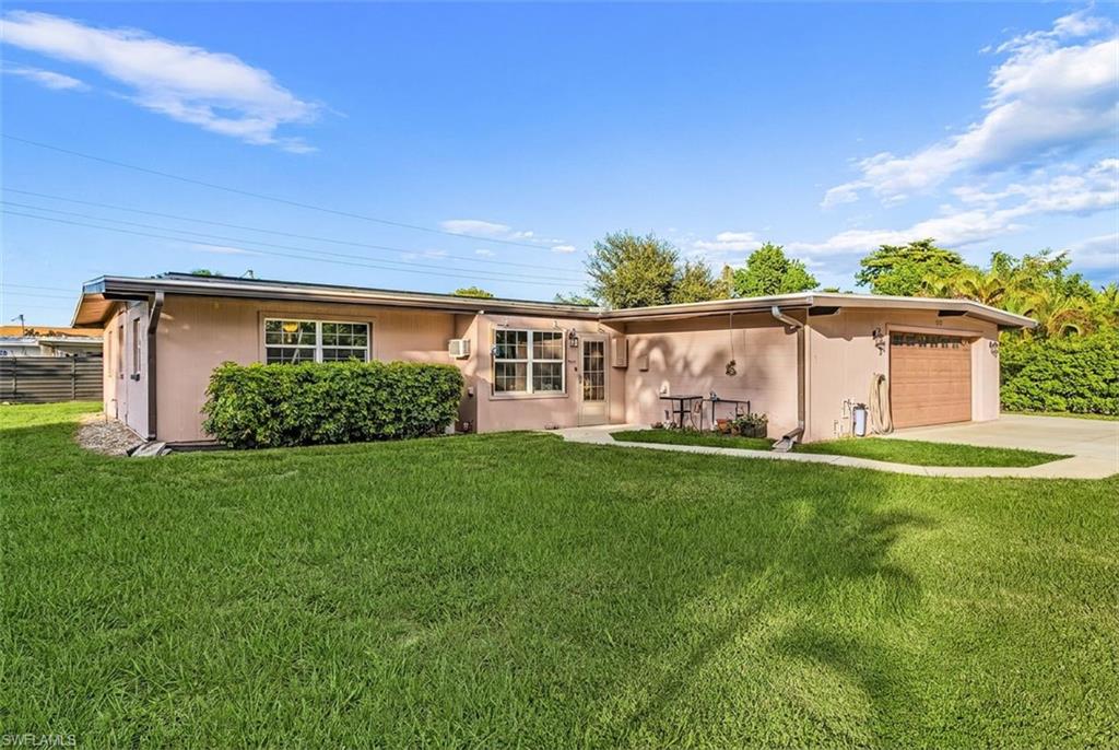 Fort Myers Villas - Residential
