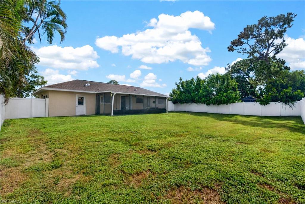 SAN CARLOS PARK - Residential