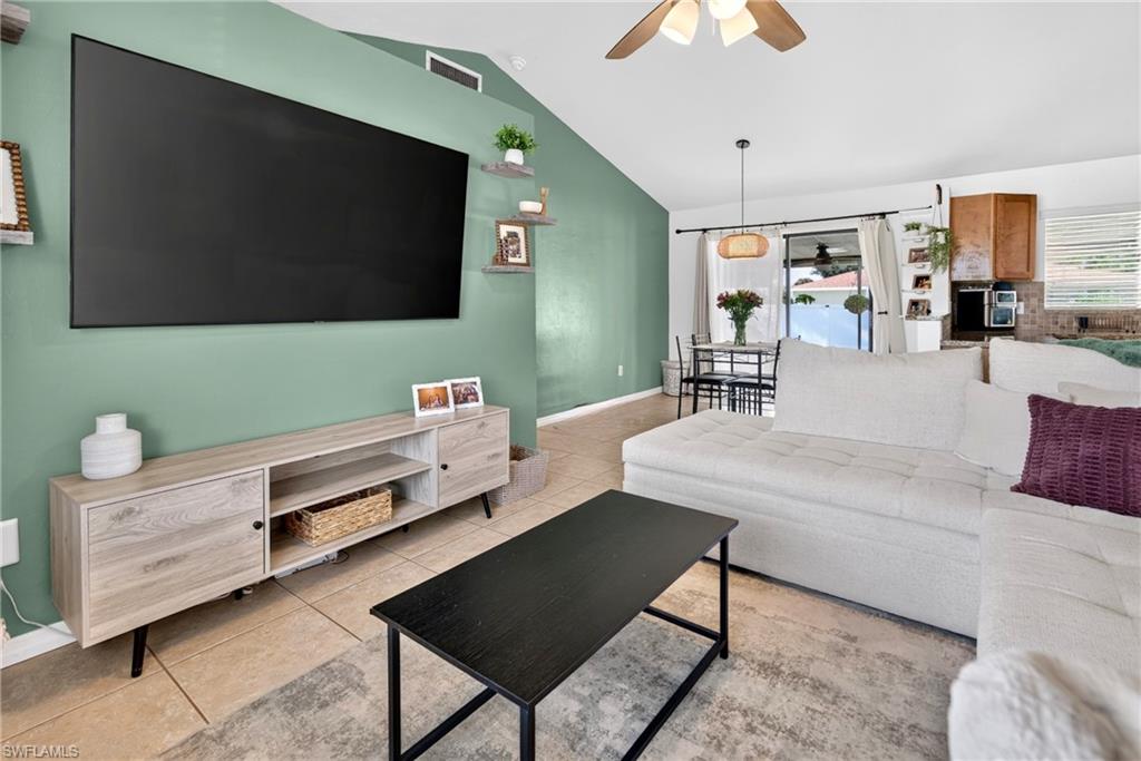 SAN CARLOS PARK - Residential