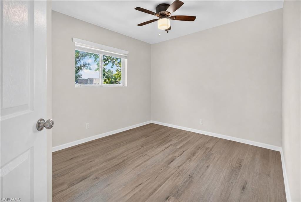SAN CARLOS PARK - Residential