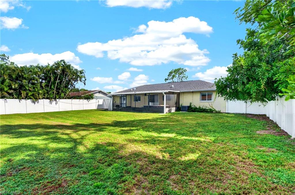 SAN CARLOS PARK - Residential