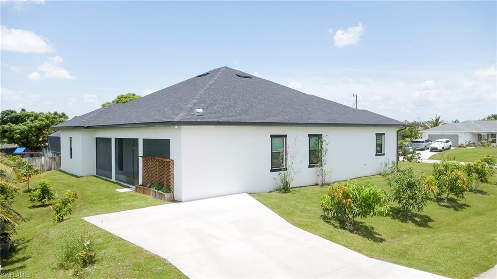LEHIGH ACRES - Residential