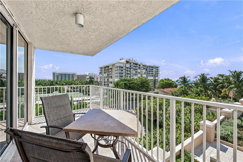 MARCO BEACH OCEAN RESORT - Residential