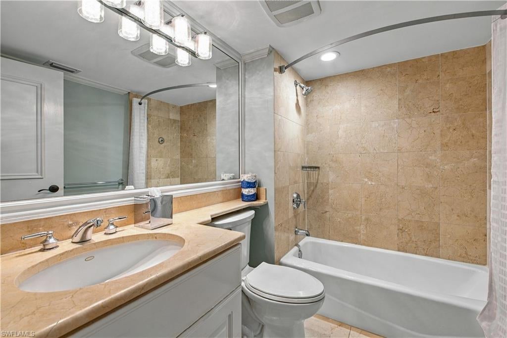 MARCO BEACH OCEAN RESORT - Residential